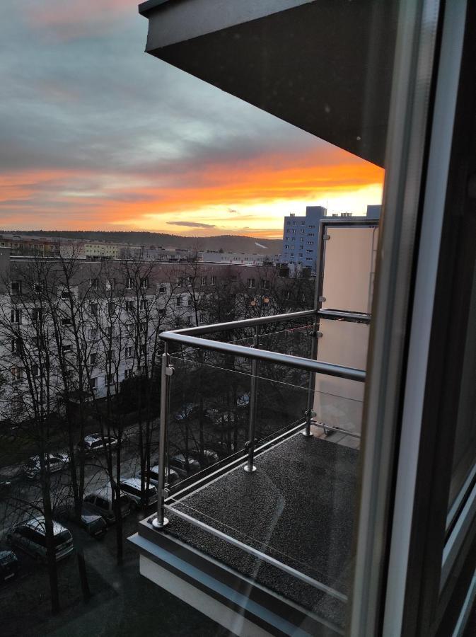 Blue Sky - Apartament Z Pieknym Widokiem Na Gore Telegraf Kielce Ngoại thất bức ảnh